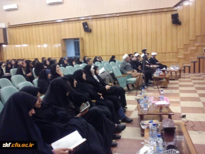 حضور دانشجویان مرکز در برنامه محفل انس با قرآن مرکز آموزش عالی سلمان فارسی شیراز