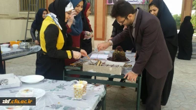 بازارچه خیریه برای کمک به سیل زدگان بلوچستان
توسط شورای صنفی و دانشجویان