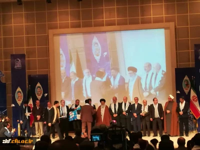 شرکت تعدادی از دانشجویان واحد دانشگاهی زینب کبری(س)در یادواره شهدای دانشجوی استان فارس