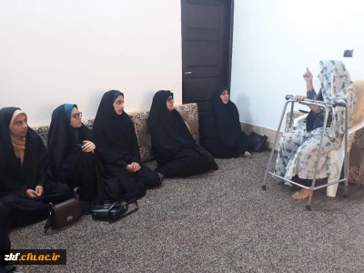 دیدار سرپرست و دانشجویان واحد دانشگاهی زینب کبری (س)باخانواده شهید قاسمی در روز ولادت حضرت فاطمه زهرا (س)