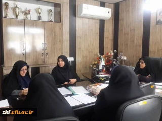 جلسه کارگروه طرح بینش مطهر در واحد زینب کبری (س) کازرون