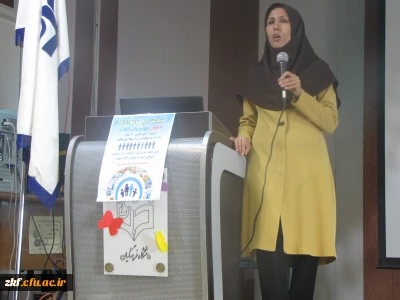 کارگاه آشنایی با بیماری دیابت با حضور سرکار خانم بیات 
کارشناس شبکه بهداشت کازرون