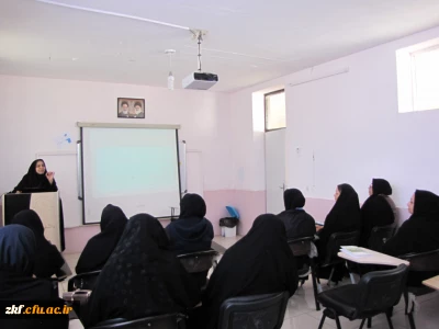 برگزاری کارگاه مقاله نویسی با حضور رابطین امور بانوان ادارات در واحد دانشگاهی زینب کبری(س)کازرون