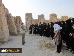 بازدید دانشجویان ورودی 98 از شهر باستانی بیشابور کازرون 3