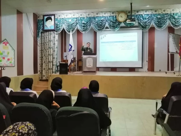 برگزاری همایش پدافند غیر عامل در واحد دانشگاهی زینب کبری (س) کازرون 2