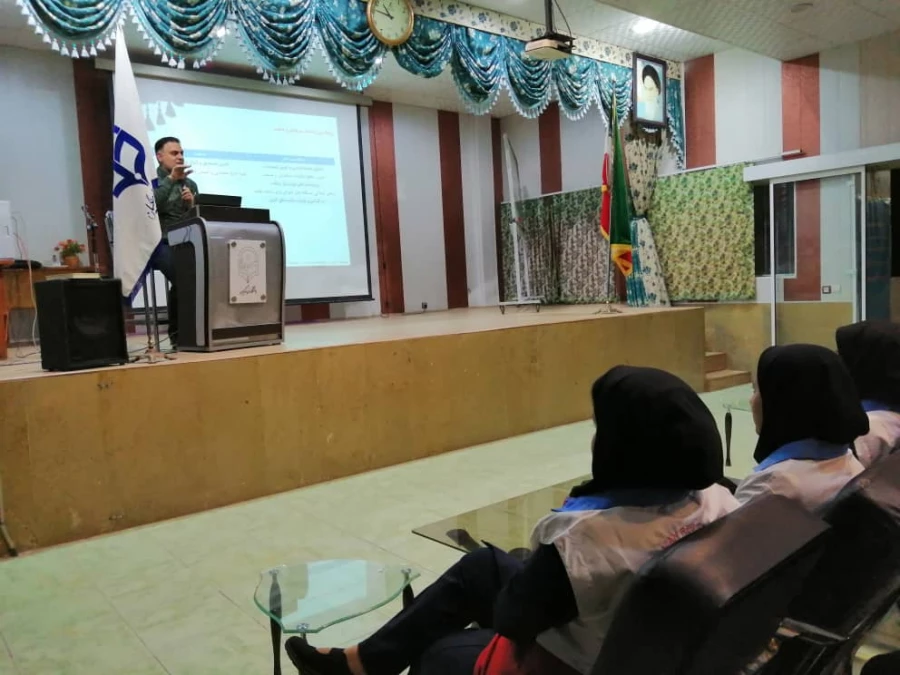 برگزاری همایش پدافند غیر عامل در واحد دانشگاهی زینب کبری (س) کازرون 2