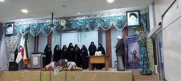 برگزاری شب شعر دانشجویی با عنوان معراج شقایق ها  8