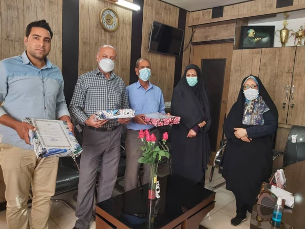 تقدیر از رزمندگان دفاع مقدس واحد دانشگاهی زینب کبری کازرون به مناسبت آزاد سازی خرمشهر 2