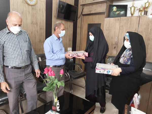 تقدیر از رزمندگان دفاع مقدس واحد دانشگاهی زینب کبری کازرون به مناسبت آزاد سازی خرمشهر 3