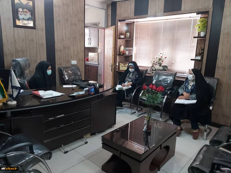  برگزاری جلسه آموزشی واحد دانشگاهی زینب کبری (س) کازرون
 2