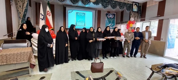 نشست گفتمان الگوی سوم زن مسلمان به مناسبت روز زن و میلاد حضرت فاطمه زهرا (س) 
 2