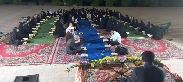 برگزاری جلسه محفل انس با قرآن با حضور قاریان استان در مرکز زینب کبری (س) کازرون  2
