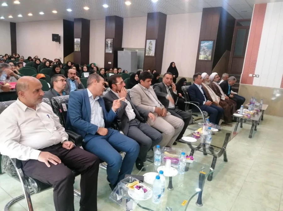  برگزاری نخستین همایش منطقه ای علوم تربیتی و روانشناسی با رویکرد توسعه حرفه ای معلم 
با همکاری دانشگاه فرهنگیان کازرون و اداره آموزش و پرورش شهرستان کوهچنار 7