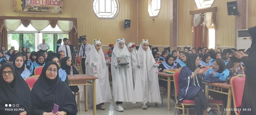 آیین دانش آموختگی دانشجویان دانشگاه فرهنگیان کازرون ورودی 1398 8