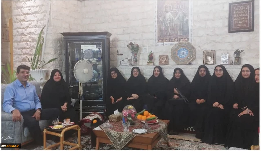 دیدار مسئولان و دانشجو معلمان دانشگاه زینب کبری (س) کازرون با خانواده محترم آزاده و رزمنده 8 سال دفاع مقدس 2