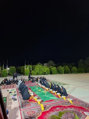 برگزاری محفل انس با قرآن به یاد شهیدان خدمت در واحد دانشگاهی زینب کبری (س)  2