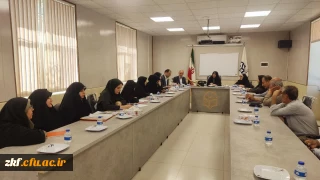 دیدار سرپرست دانشکده علوم تربیتی و معاونین استان فارس باکارکنان اداری در دانشکده علوم تربیتی زینب کبری (س) کازرون 
